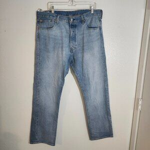 Levi’s 501® Original Fit Jeans Women’s 38x32 | Light Wash Button Fly